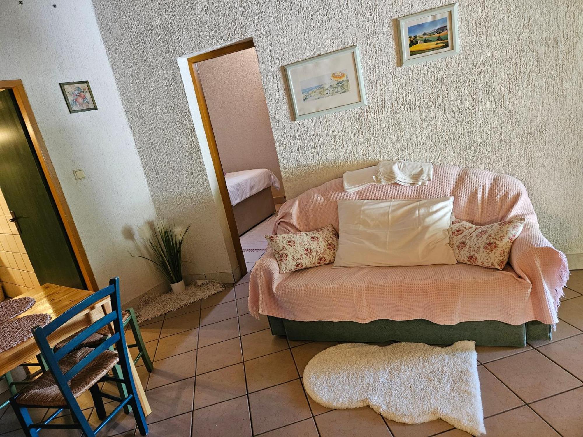 Apartmani Sanja Klenovica Zewnętrze zdjęcie