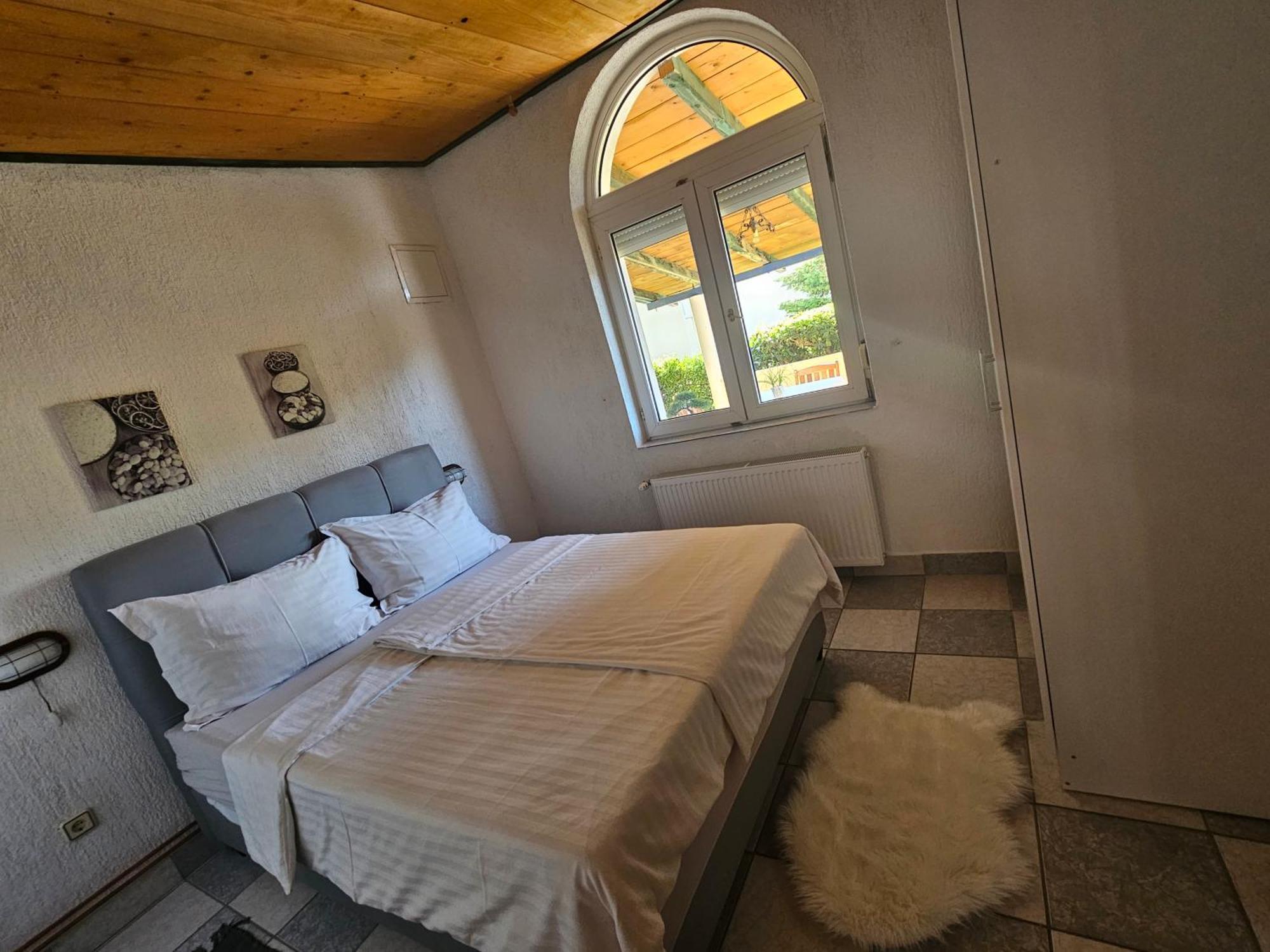 Apartmani Sanja Klenovica Zewnętrze zdjęcie