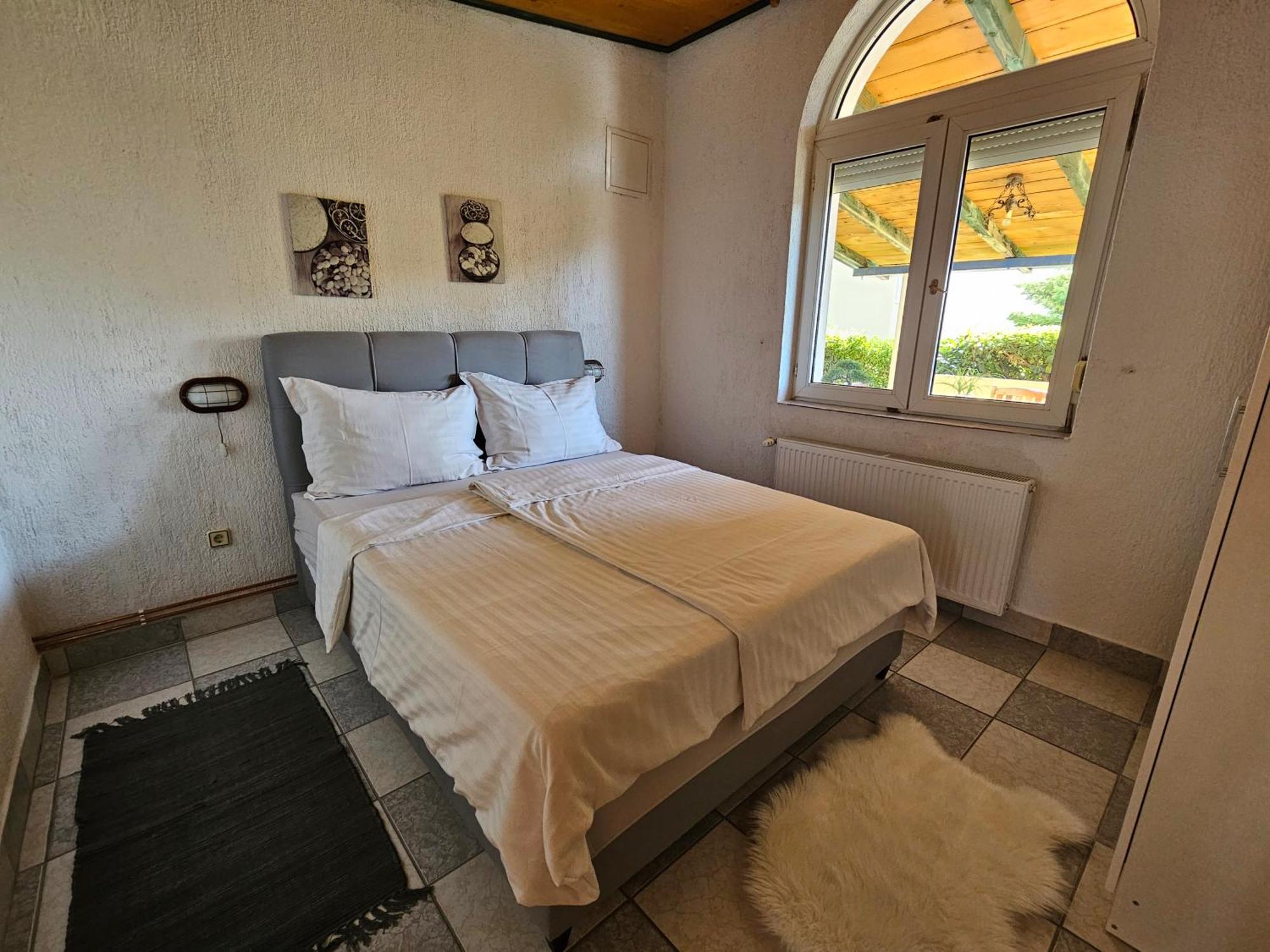 Apartmani Sanja Klenovica Zewnętrze zdjęcie